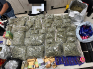 اللد: اعتقال شخصين بعد ضبط 11 كيلوغراماً من المخدرات 